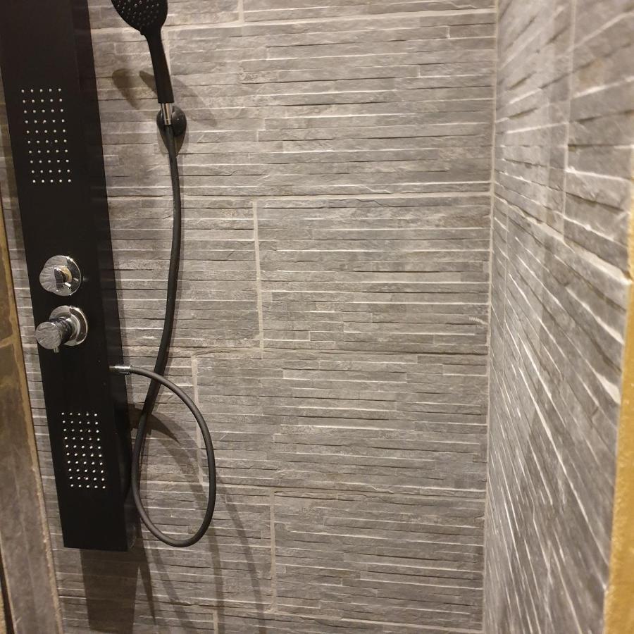 Appartement Intra Muros 8 Personnes Climatise Wifi Stationnement Facile Авиньон Экстерьер фото